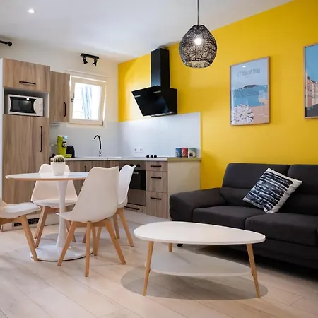 Colorpop - Netflix Wifi Tout Equipe - Appart Pezenas Centre Exterior photo